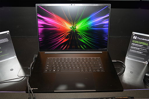 Thunderbolt 5ܤΡRazer Blade 18פ4K3̤ǤΥץ쥤ǽˡ CES 2024Razer֡ݡ