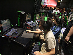 #001Υͥ/TGS 2011ͥϤɤΥˡRazer TGS TournamentסAVASFη辡ݡ