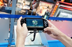 TGS 2011ϥץ饯ȤȥꥢɡROפη줬̤PS Vitaܳʥ֥饰ʥ ǥåץץ쥤ݡ