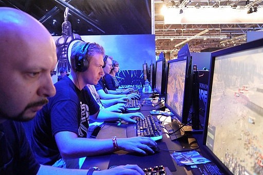 gamescom1010ˤʥХȥ뤬ڤTotal War: ArenaפγȯԤ˥󥿥ӥ塼