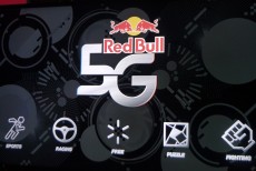  No.001Υͥ / йe-Sports5뤹٤Ƥ췳ξˡRed Bull 5Gץݡ