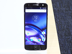 MotorolaץǵǽɲäǽʥޡȥեMoto ZסMoto Z Playפȯ